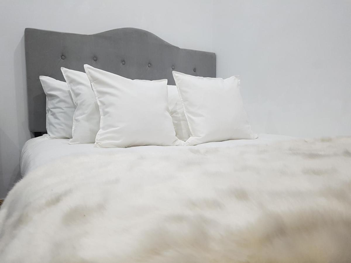 Orient Apartment Madrid Bagian luar foto
