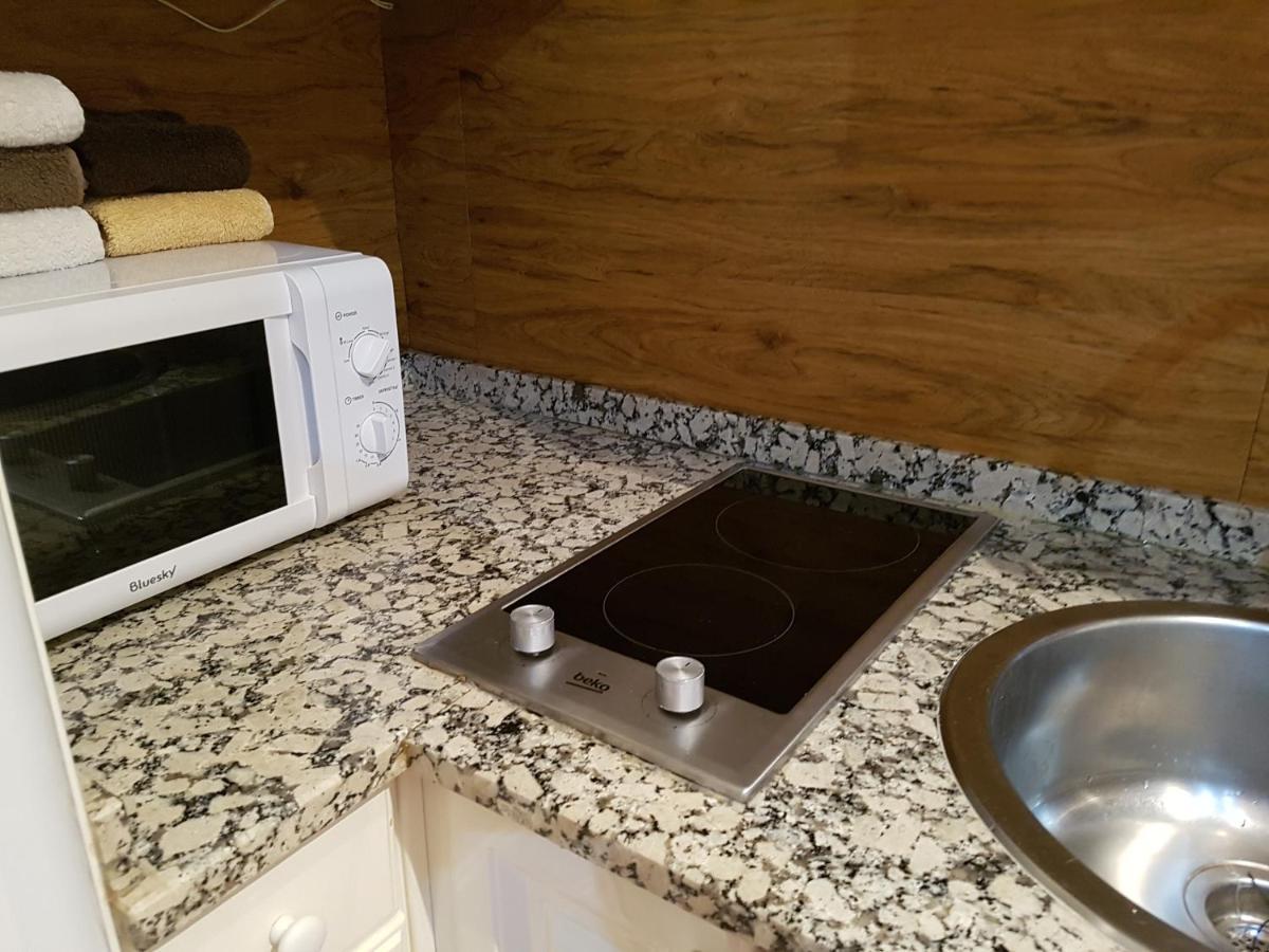 Orient Apartment Madrid Bagian luar foto