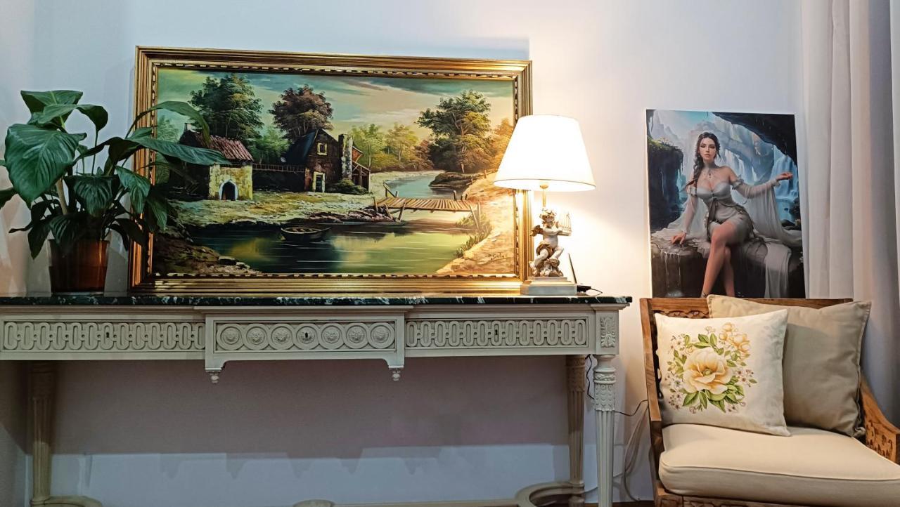 Orient Apartment Madrid Bagian luar foto