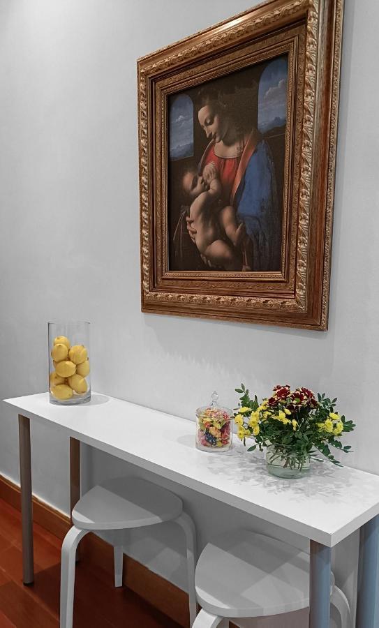 Orient Apartment Madrid Bagian luar foto